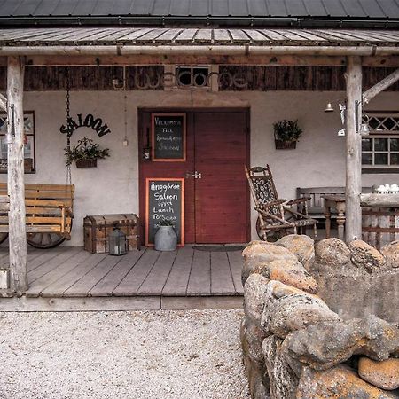 Aenggarde B&B Huse Экстерьер фото
